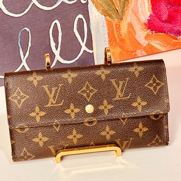 Louis Vuitton Monogram Trifold intentional Bifold wallet - Picture 3 of 15